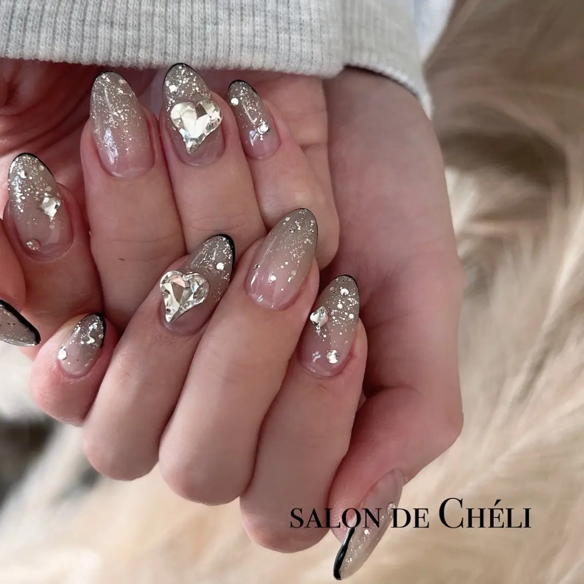 ネイル キラキラネイル ワンホンネイル ハンドネイル salon de Cheliのネイルデザイン