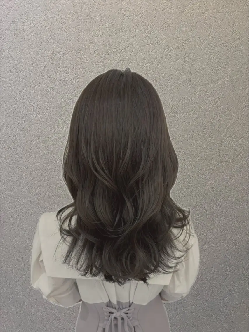 セミロング り くのヘアスタイル