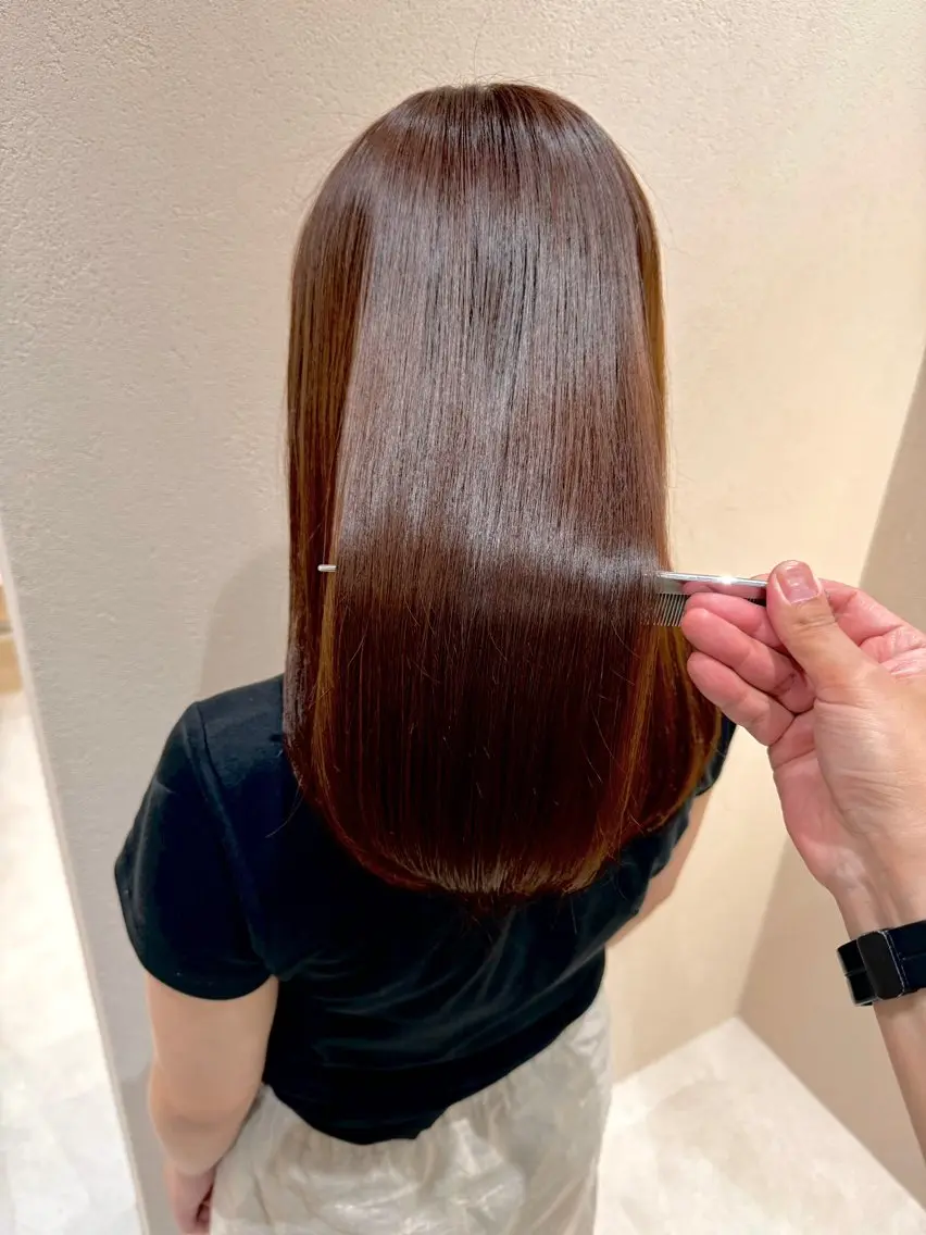 セミロング カット ヘアカラー トリートメント 💫髪質改善縮毛矯正 💫KITAのヘアスタイル