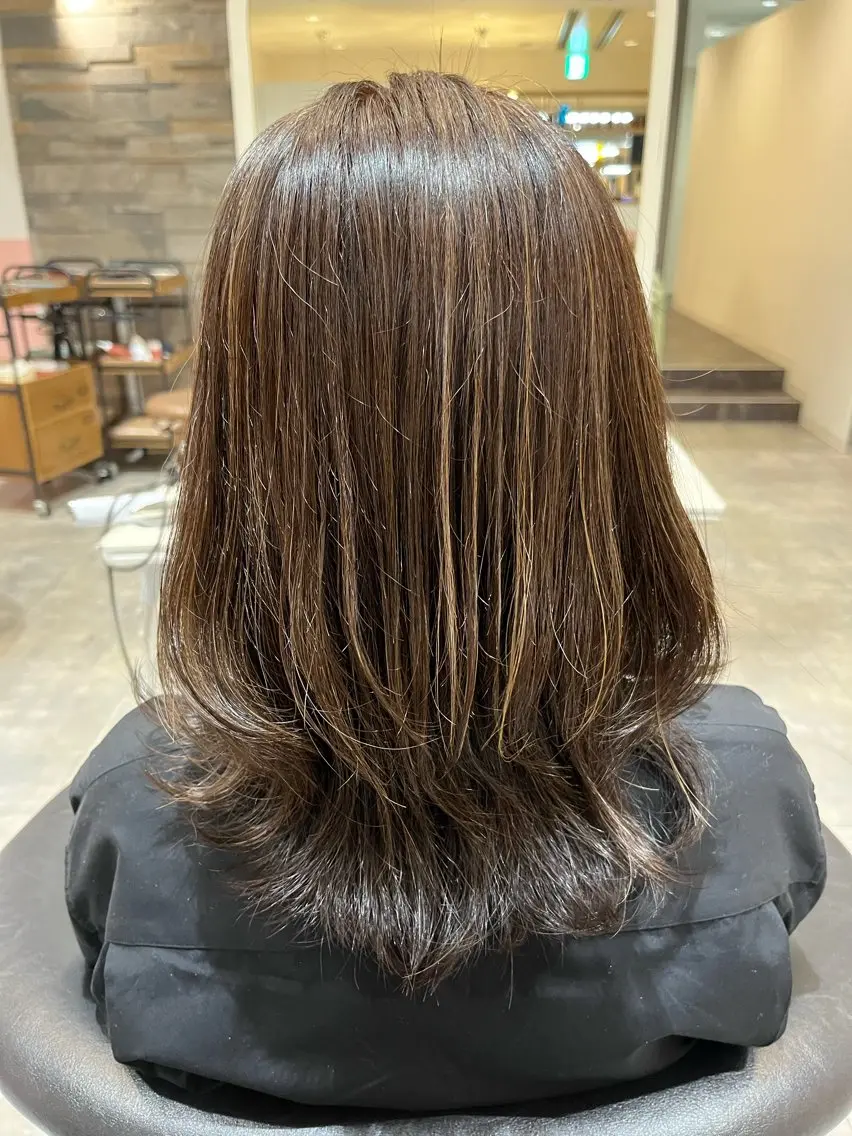 カラー 透明感カラー ハイライトカラー La Blessのヘアスタイル