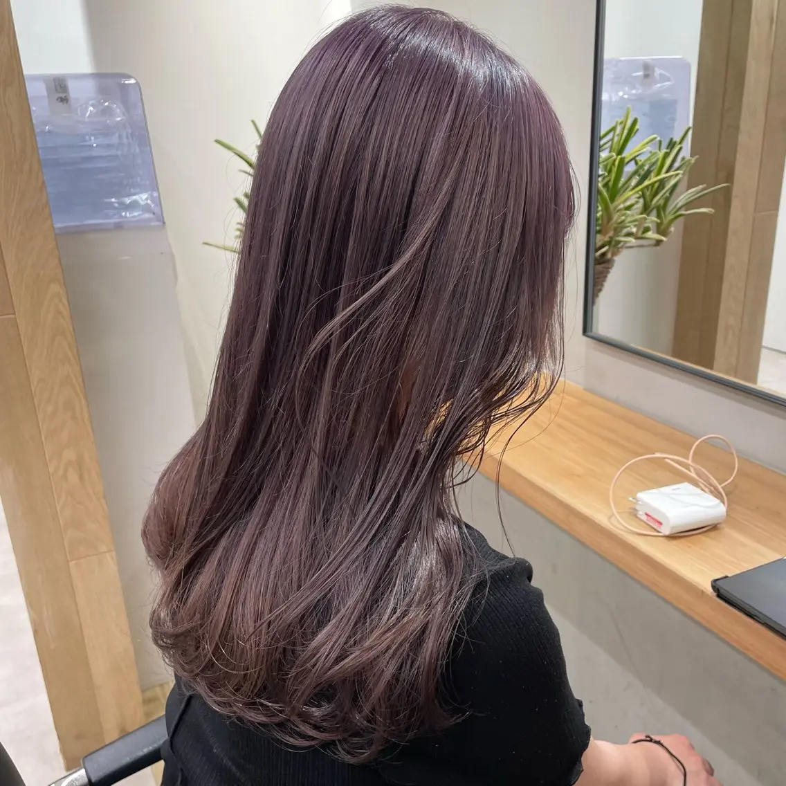 セミロング 盛れる透明感カラー momokaのヘアスタイル