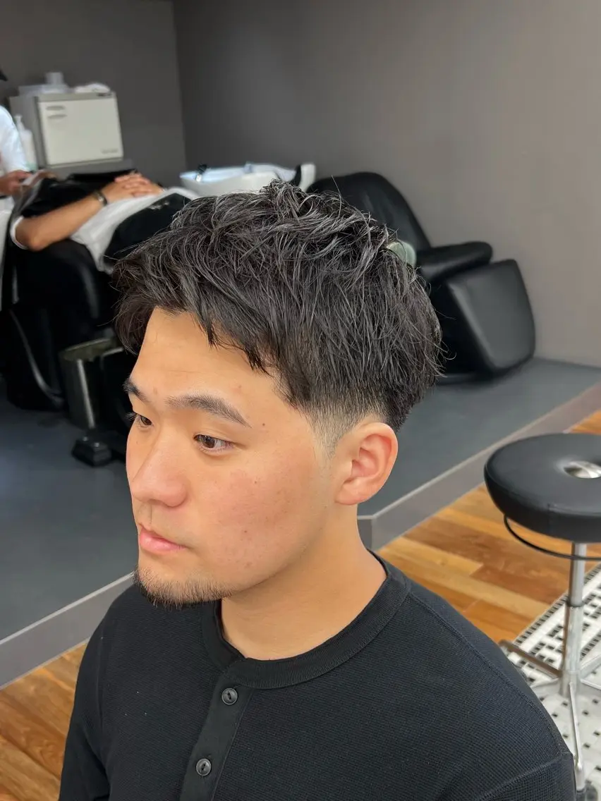 ショート メンズ カット メンズカット✂️ スキンフェード伊藤陸のヘアスタイル
