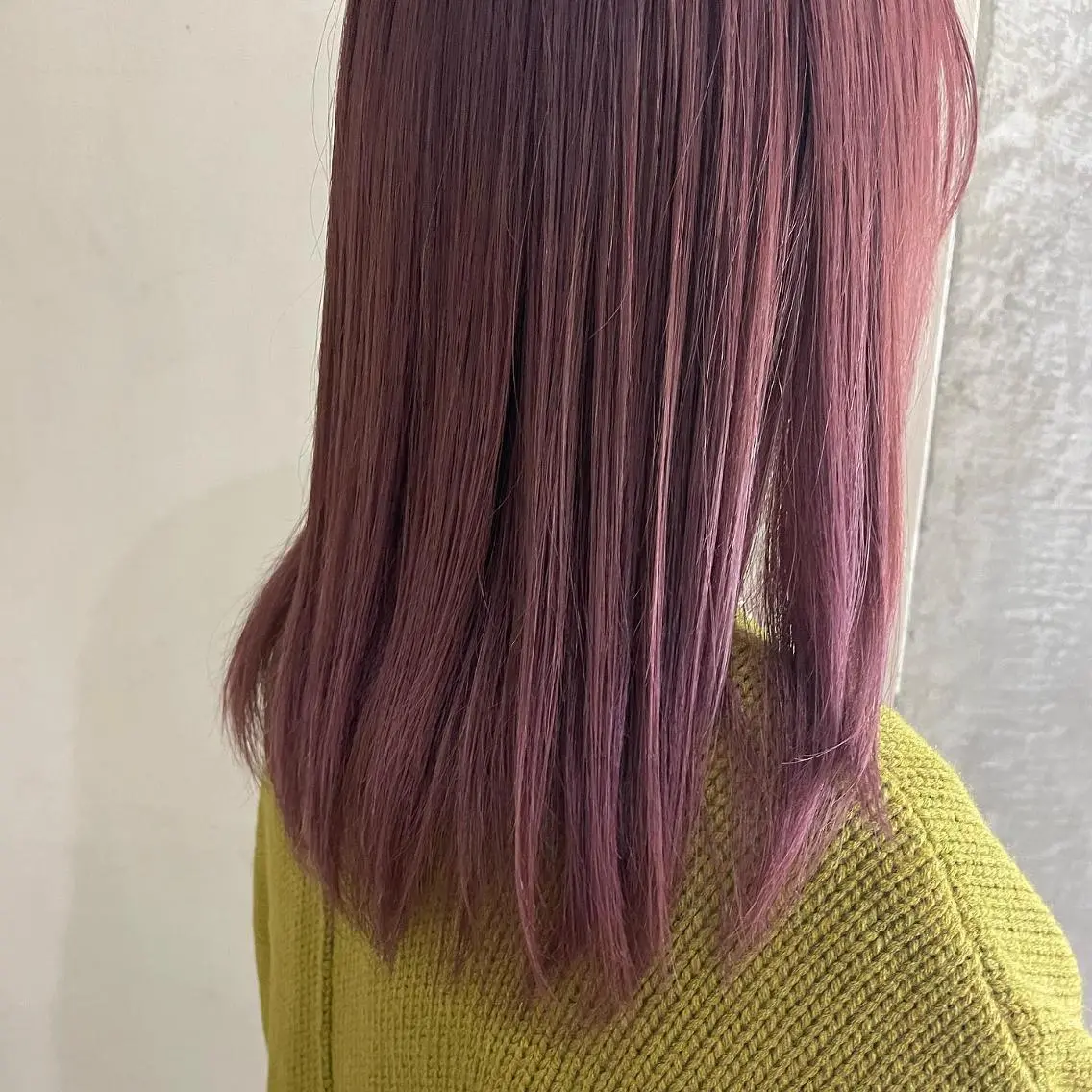 ミディアム カラー 吉村 夏椰のヘアスタイル