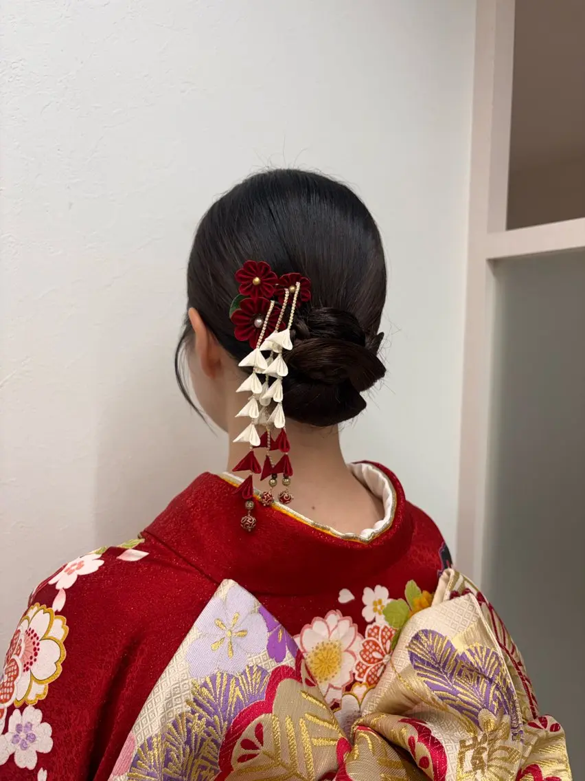 ミディアム ヘアセット ヘアアレンジ🪽🎀 艶カラー/天王寺のヘアスタイル