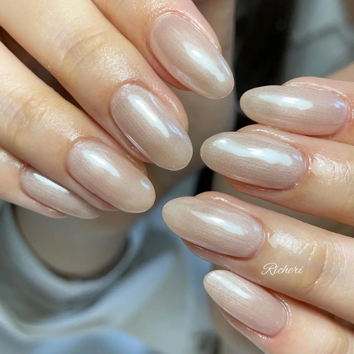 ミディアム ネイル 韓国風ヘア アートネイル ジェルネイル グラデーション キラキラネイル richeri beautyのその他イメージ