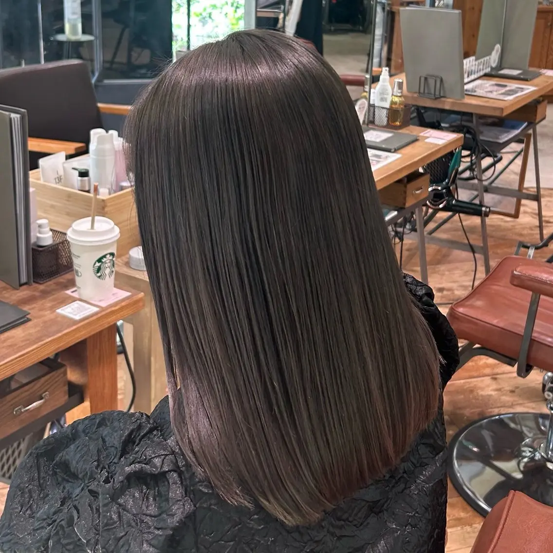 セミロング カラー ブラウンカラー 透明感カラー くすみブラウン ヘアカラー nana/ボブ/ レイヤー/梅田のヘアスタイル