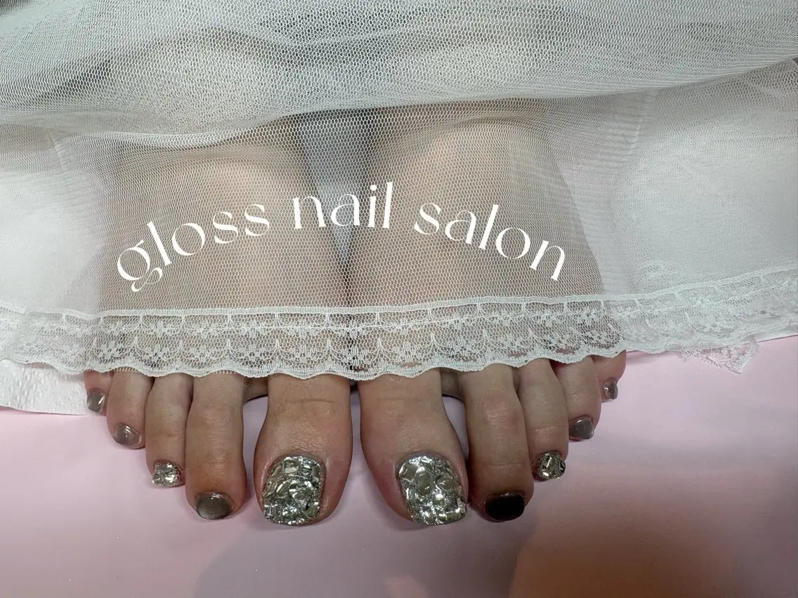 ネイル フットネイル ゆり🌷 gloss nailのネイルデザイン