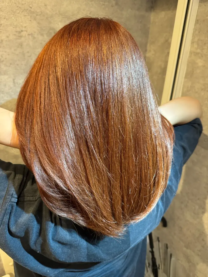 セミロング ケアカラー 髪質改善 トリートメント ヘアカラー 髪質改善池袋𓊆 大士𓊇ダブルカラーのヘアスタイル