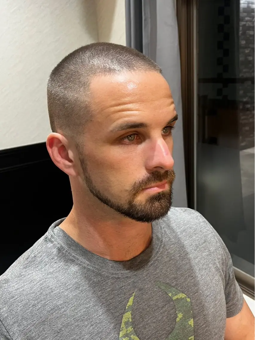 ショート 山中 翔太のヘアスタイル