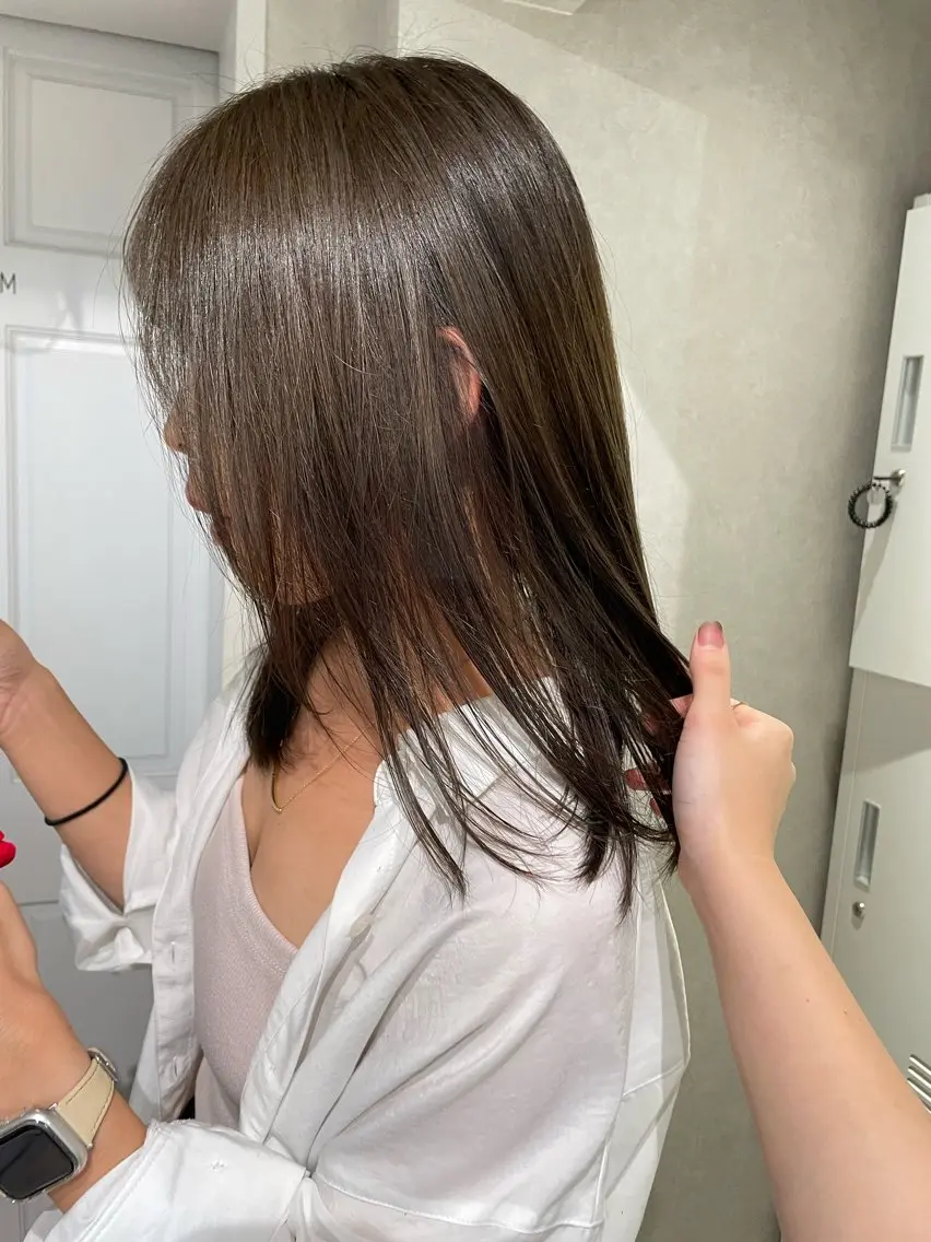 カラー ブリーチ ブリーチなしカラー ヘアカラー ナチュラル透明感🌱 小山美樹子のヘアスタイル
