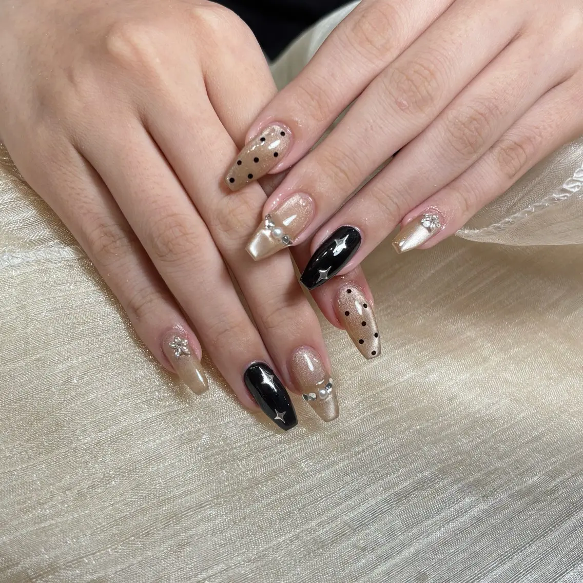 ネイル ハンドネイル nail circlesのネイルデザイン