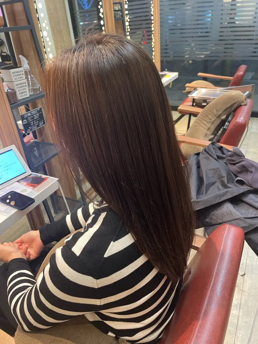 ロング カラー 透明感カラー ハイライトカラー ハイライト ヘアカラー トリートメント ✨横須賀髪質改善✨️ 加藤 百音のヘアスタイル