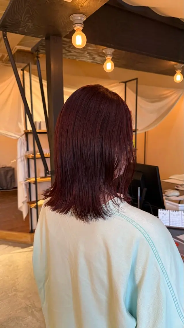 ミディアム カラー ラベンダーカラー レッドカラー カット ヘアカラー 暖色カラー/髪質改善 /レイヤーカット/翠のヘアスタイル