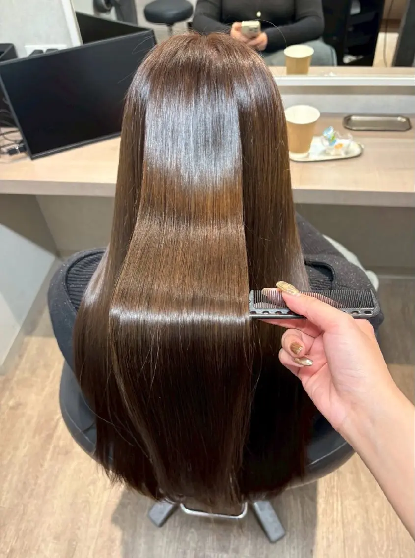 ロング ANDIAMO 栄 栞名のヘアスタイル