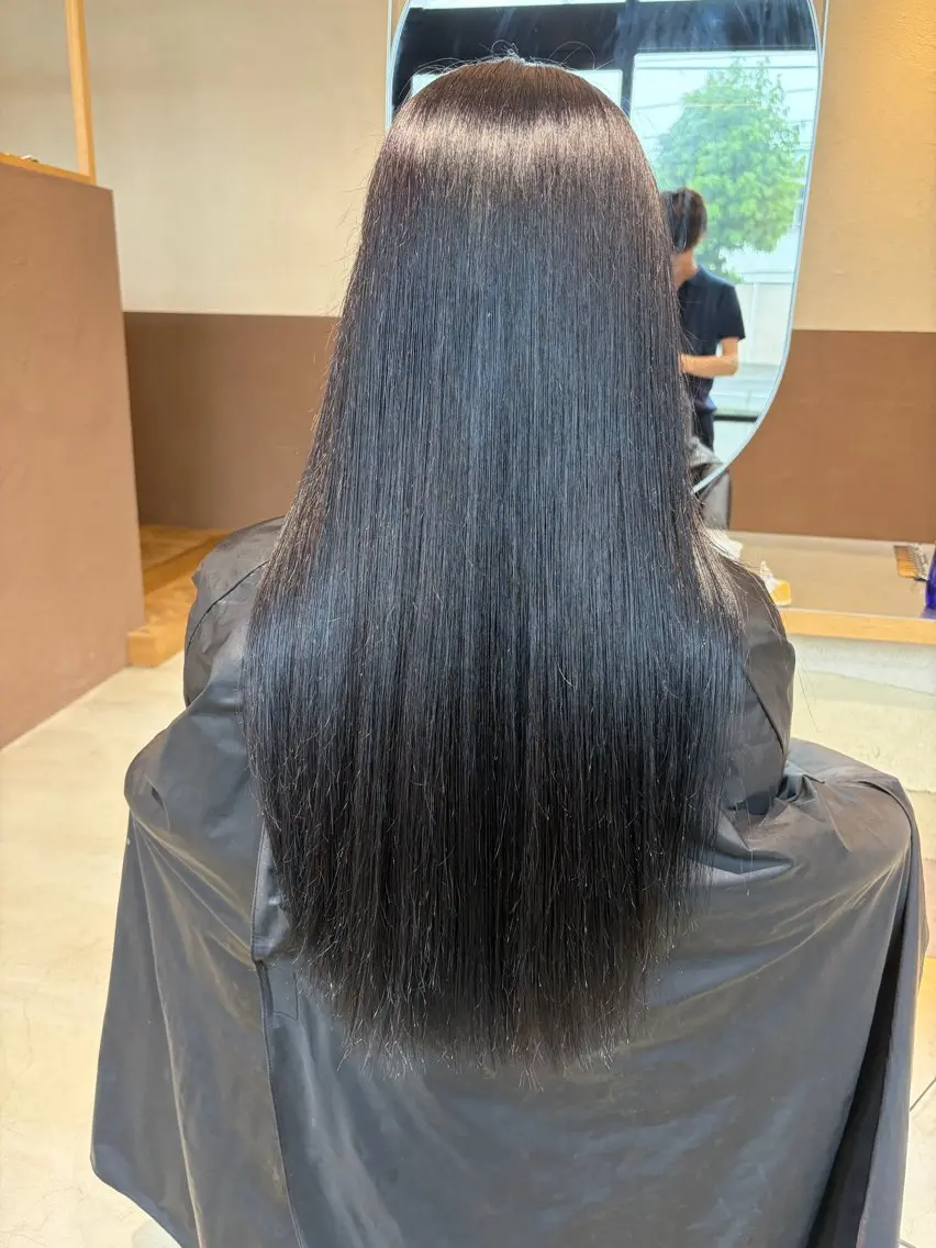 ロング ヘアカラー 赤羽根 周のヘアスタイル
