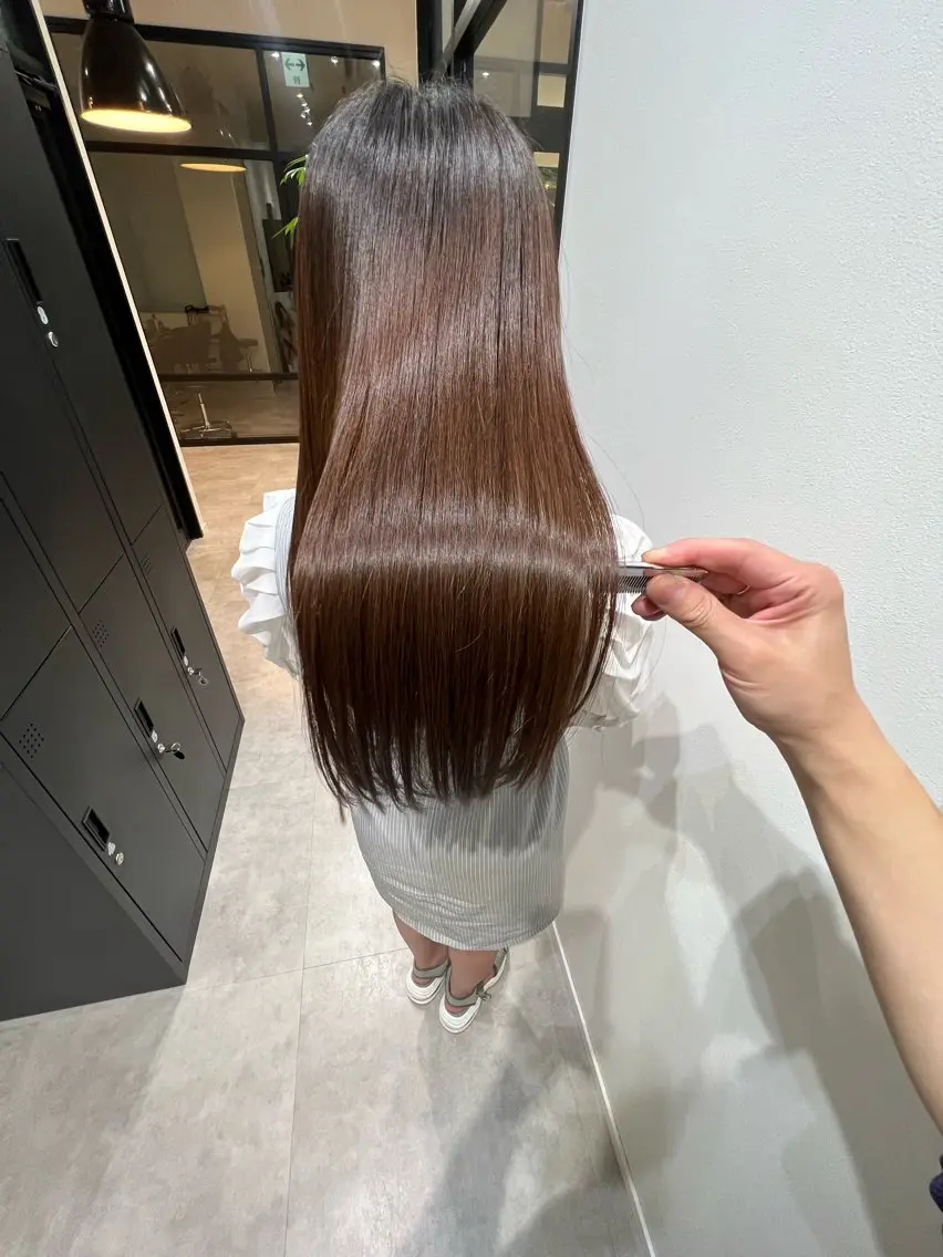 セミロング カラー 髪質改善 カット ヘアカラー トリートメント 縮毛矯正×髪質改善 店長　DAITOのヘアスタイル