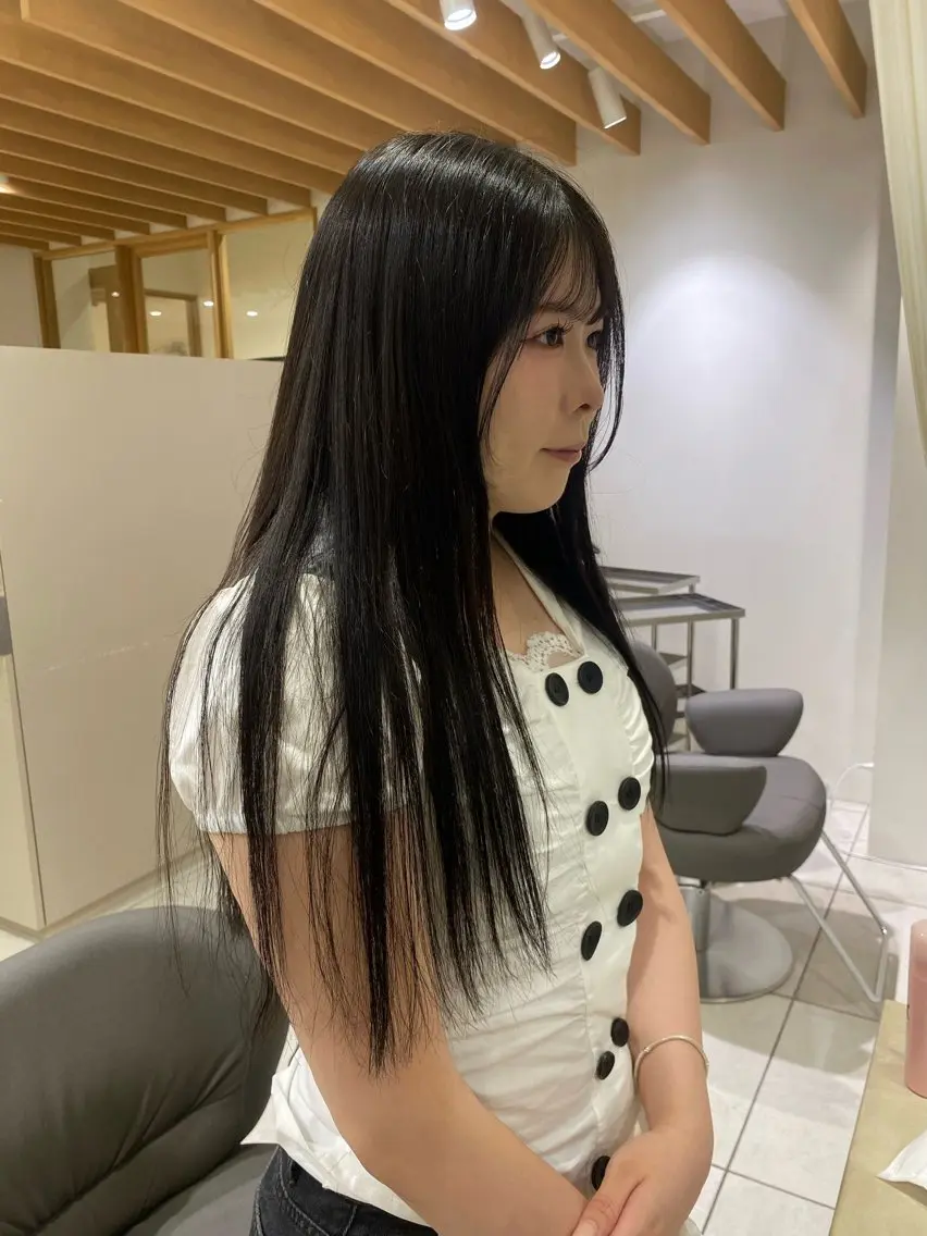 ロング 縮毛矯正 ナイトウ コトのヘアスタイル