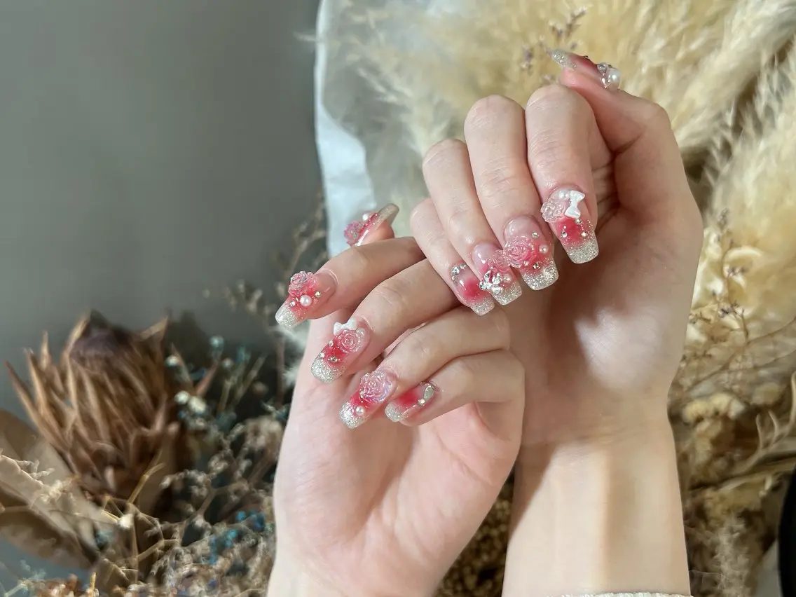 ネイル チークネイル マグネットネイル 🌷 Ryoko🌷のネイルデザイン