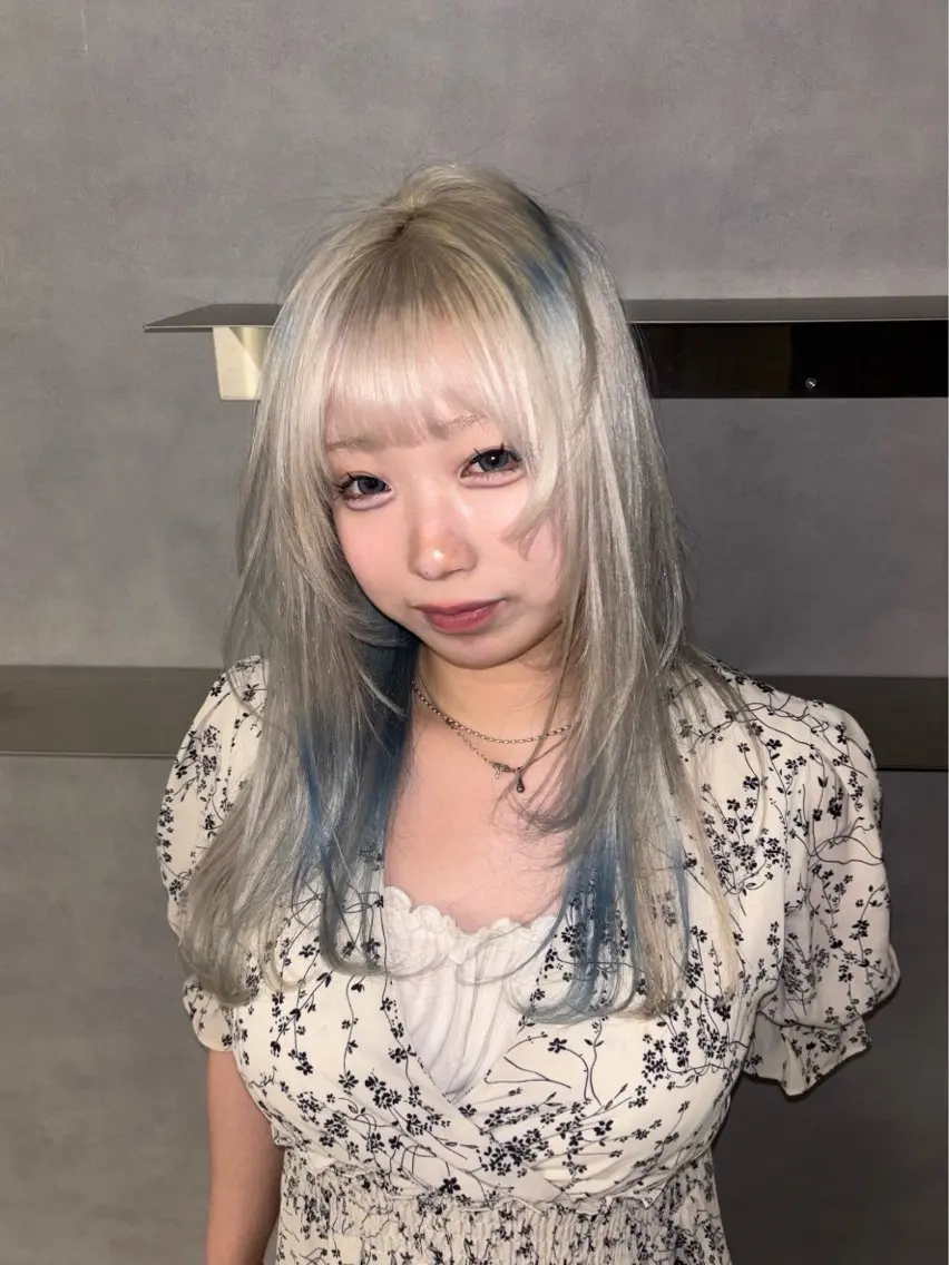 ロング カラー デザインカラー ホワイトカラー/梅田 デザインカラー/しんのヘアスタイル