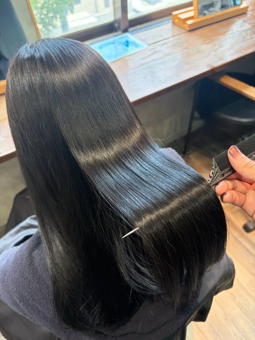 ロング 縮毛矯正 トリートメント La fith 新田のヘアスタイル