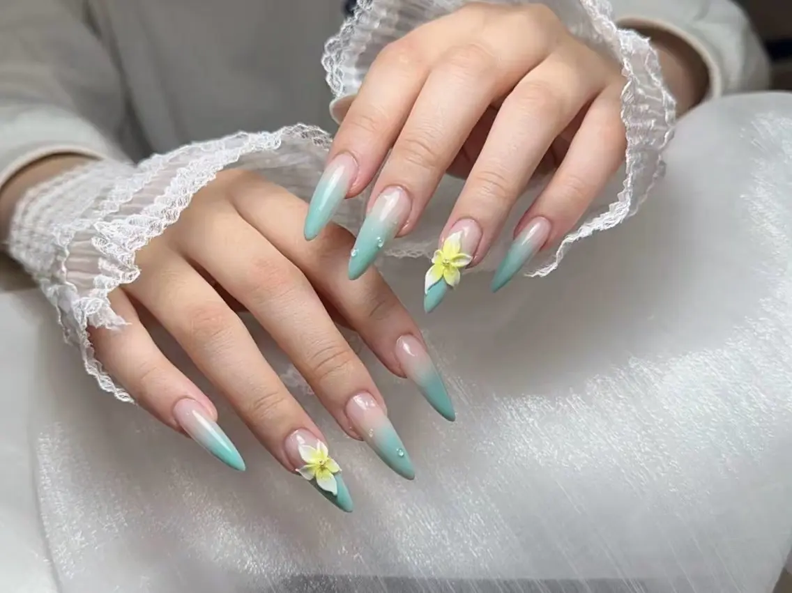 ネイル ハナ Nailsのネイルデザイン
