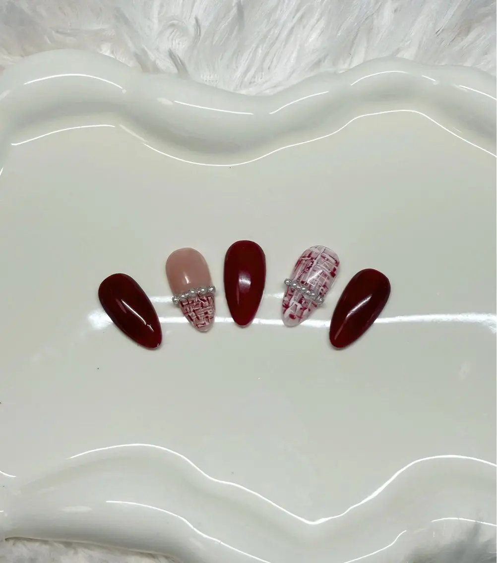 ネイル ハンドネイル ハンドケア リン リンのネイルデザイン