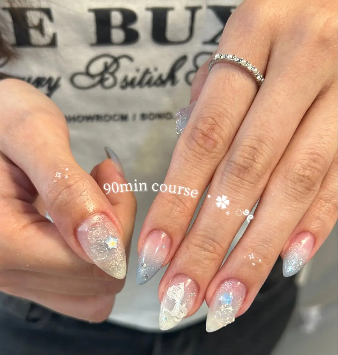 ネイル ハンドネイル ViViA momokaのネイルデザイン