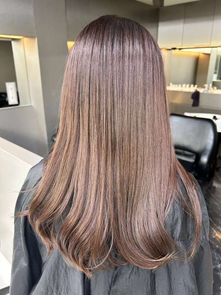 ロング ななか/艶カラー/ レイヤー/海外ヘアのその他イメージ