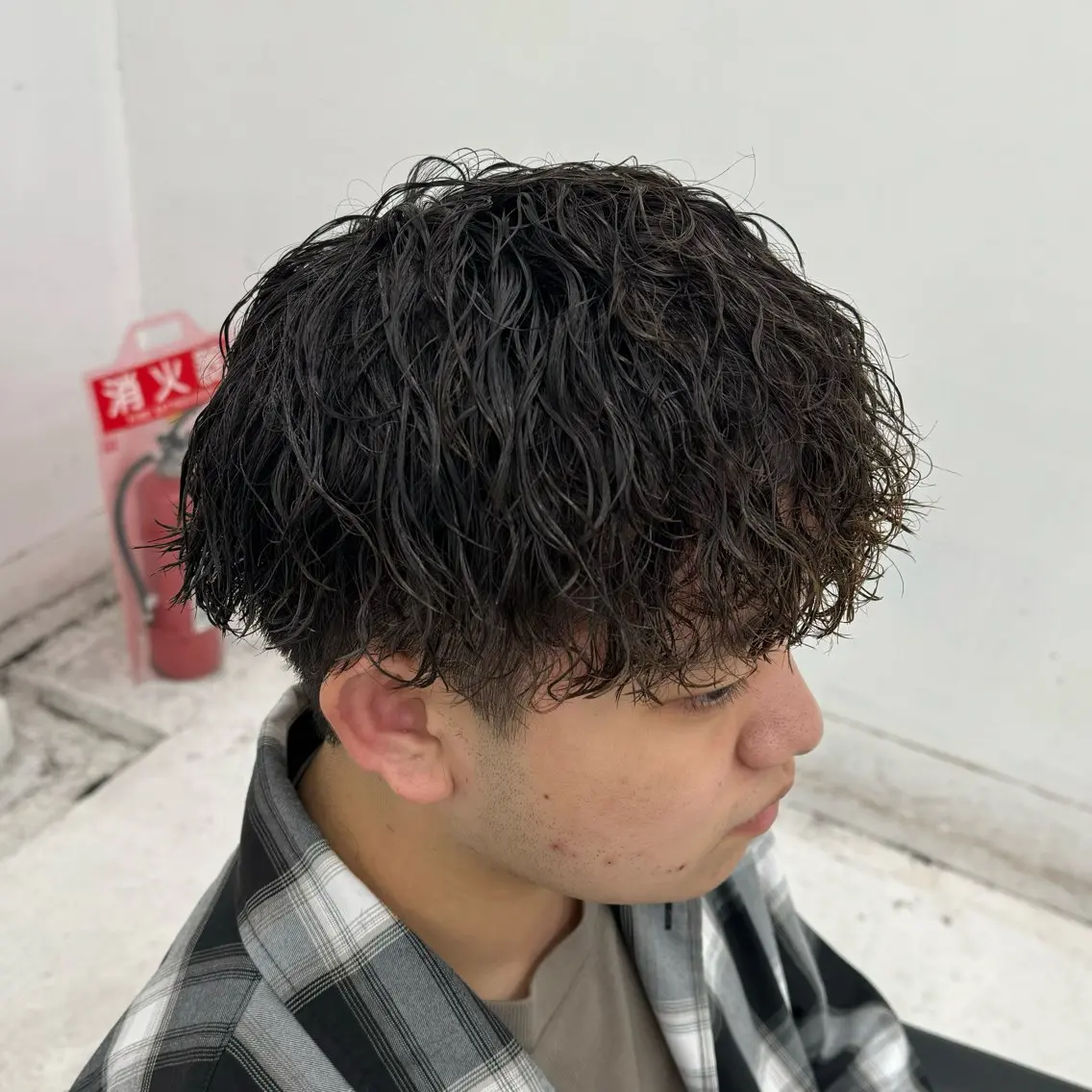 ショート パーマ メンズ メンズパーマ 波巻きパーマ 柏メンズカットパーマ NO.1タイチのヘアスタイル