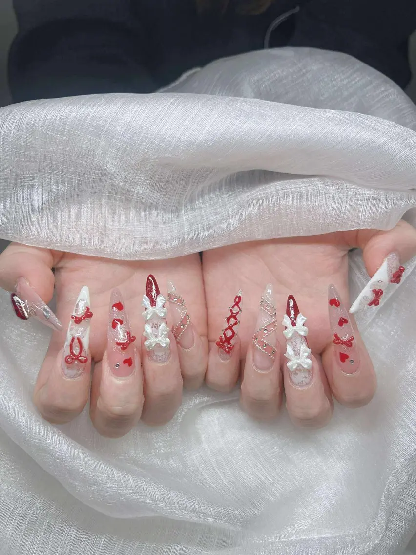 ネイル 長さ出し グラデーション 卒業式 キラキラネイル マグネットネイル ハンドネイル Lee Nailsのネイルデザイン