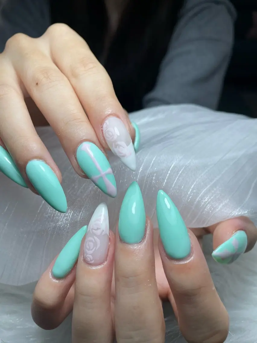 ネイル MoonHi Nail 朝霞台のネイルデザイン