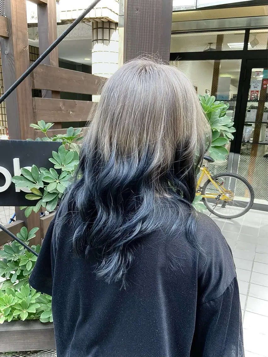 ロング カラー ブリーチ デザインカラー レイヤーカット カット ヘアカラー イツキ🌕デザインカ ラー🥨髪質改善🫧のヘアスタイル