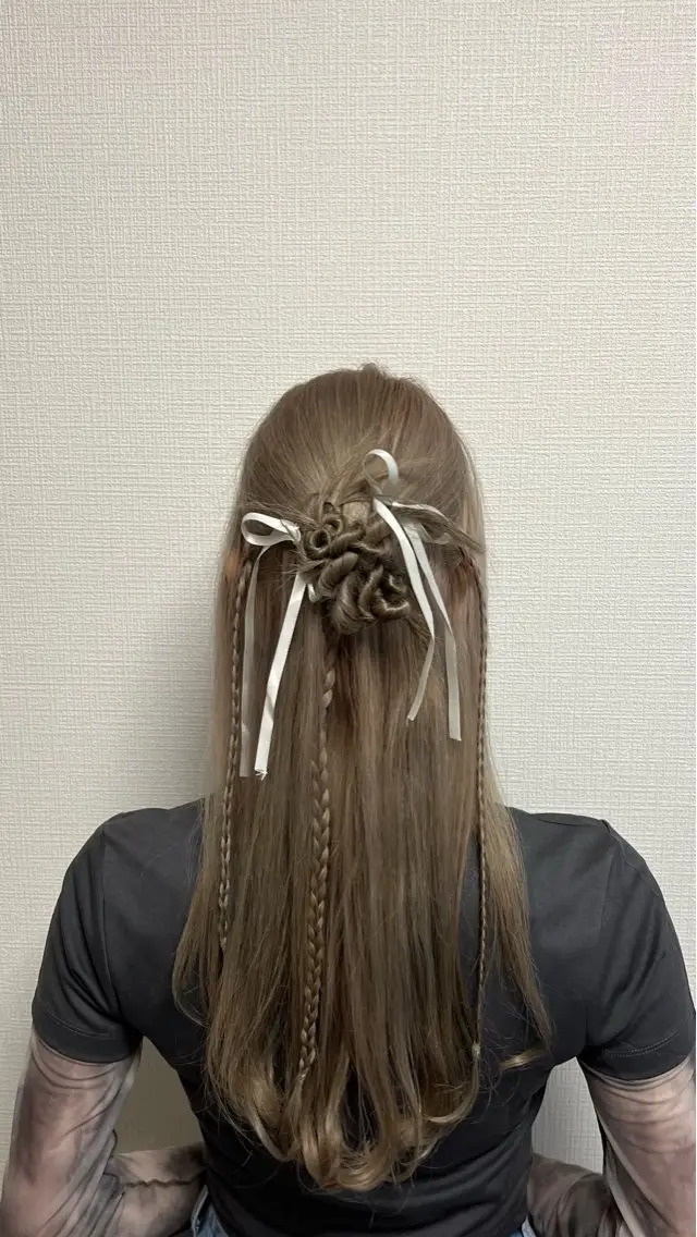 ロング ヘアアレンジ ハーフアップ カラー/ヘアセット Nanami💗のヘアスタイル