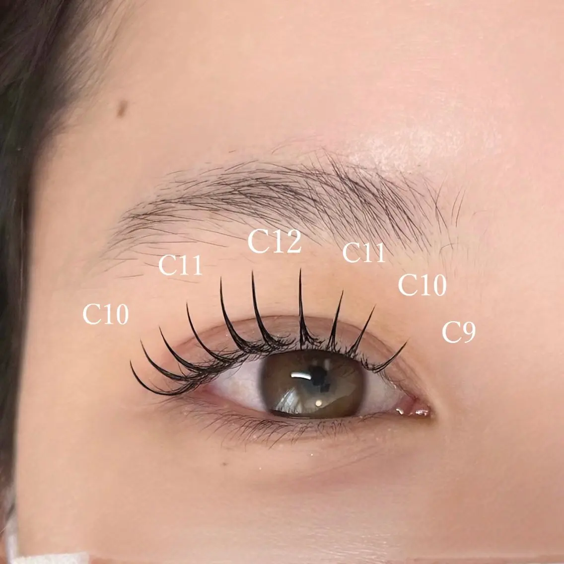 エクステ/マツエクフラットラッシュ100~120本の写真