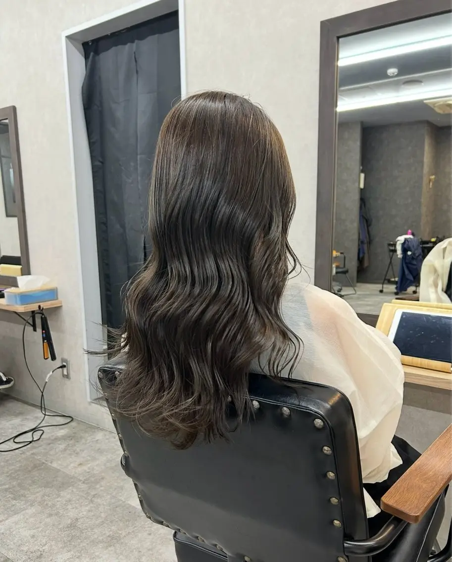 セミロング カラー カット ヘアカラー トリートメント いなみね はるきのヘアスタイル