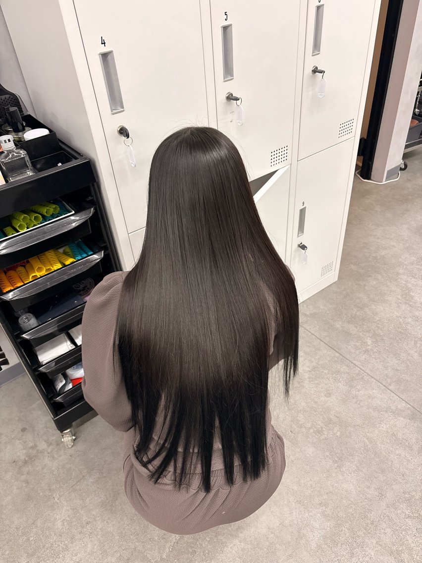 ロング くせ毛 髪質改善 LIV My【マイ】 艶カラー/髪質改善のヘアスタイル