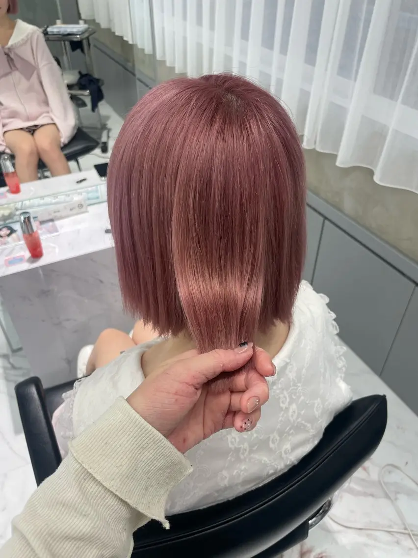 ショート トリートメント yuzuna ハイトーン 天神のヘアスタイル