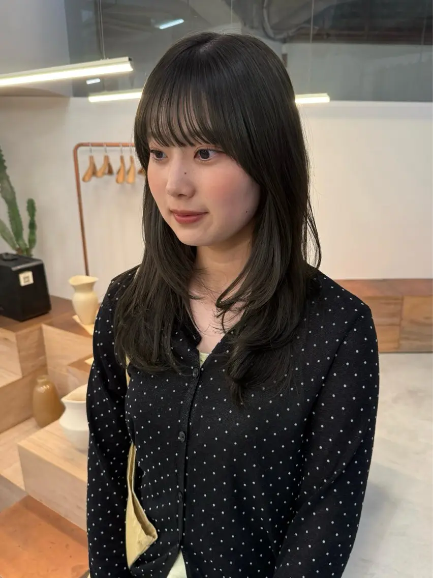 セミロング カット ヘアカラー fubuki🪷 似合わせカットカラーのヘアスタイル