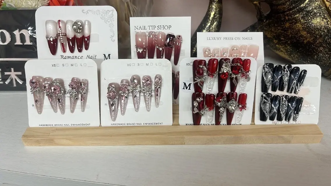 ネイル アートネイル ジェルネイル A-Box Nail 本厚木のネイルデザイン