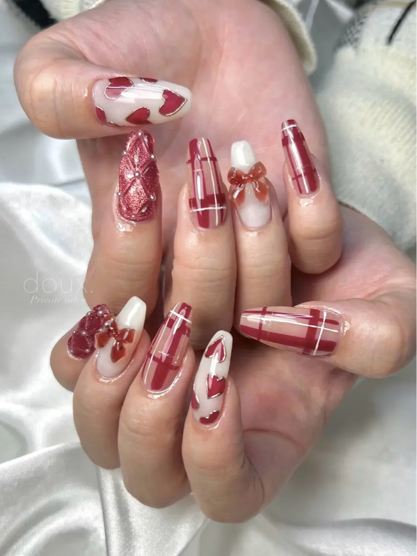 ネイル フラッシュネイル ハート 韓国ネイル マグネットネイル ミラーネイル doux. nailのネイルデザイン