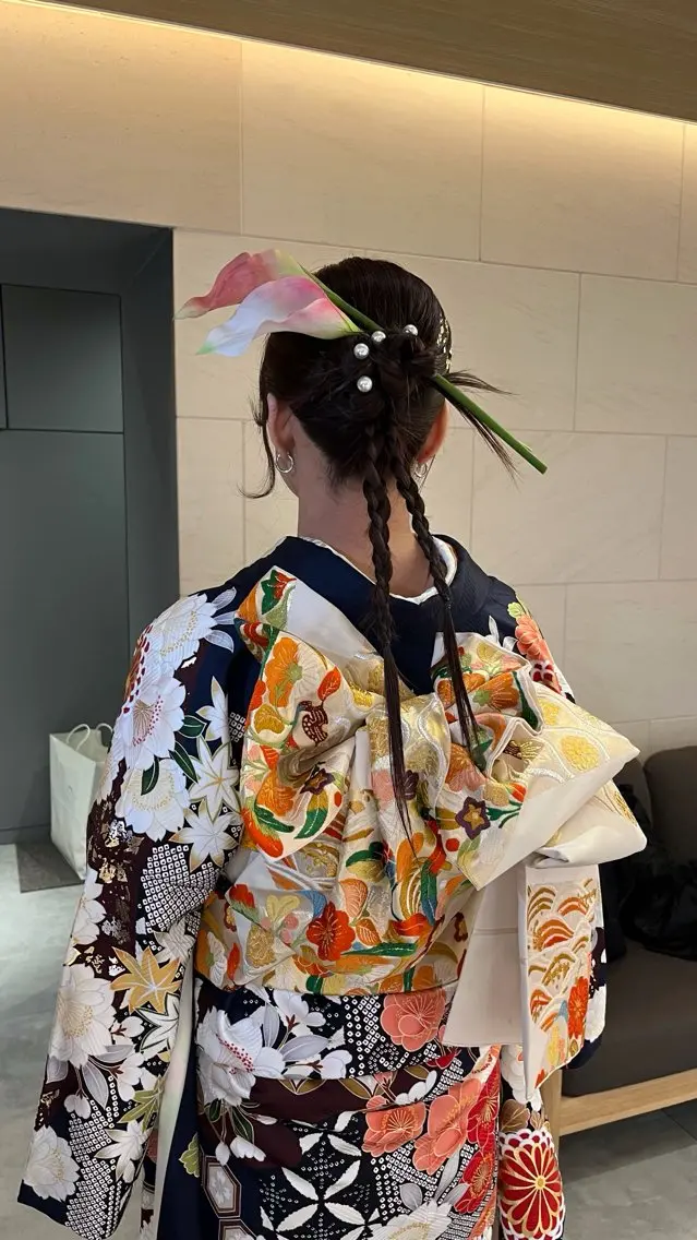 ロング ヘアアレンジ 成人式 ヘアセット 伊佐治 夕芽のヘアスタイル