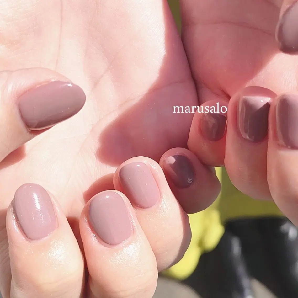 ネイル ブラウン ワンカラーネイル ピンク ショートネイル シンプルネイル ハンドネイル marusalo nailのネイルデザイン