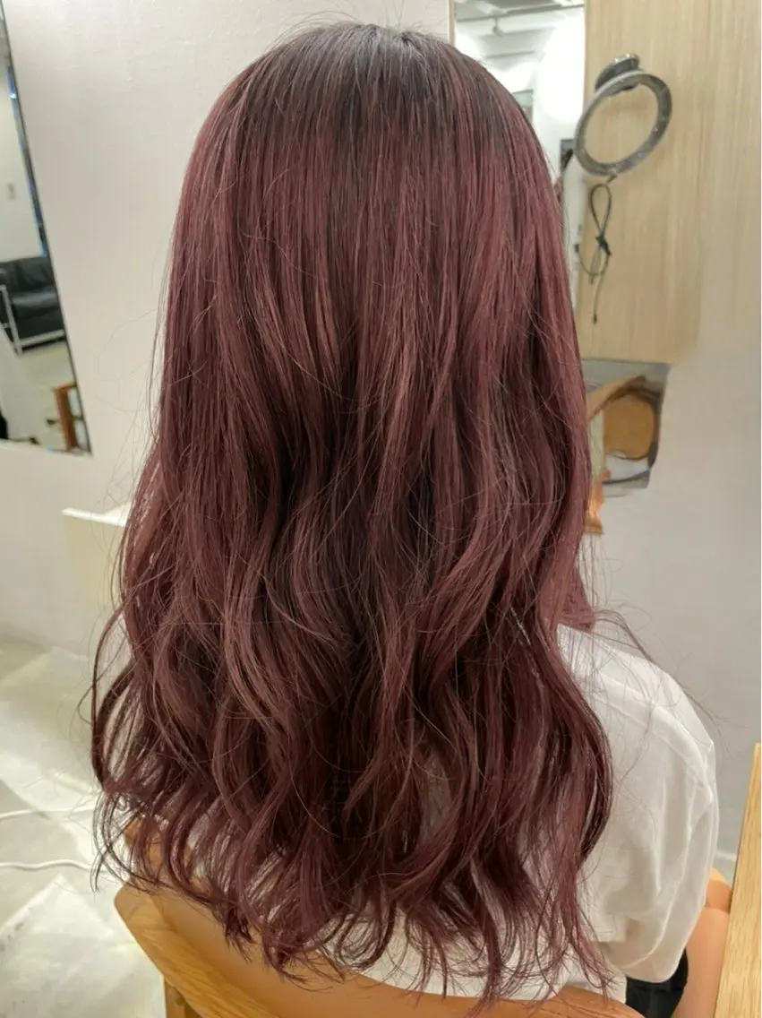 ロング ピンクブラウン 💖ASUKA 💜/透明感カラーのヘアスタイル