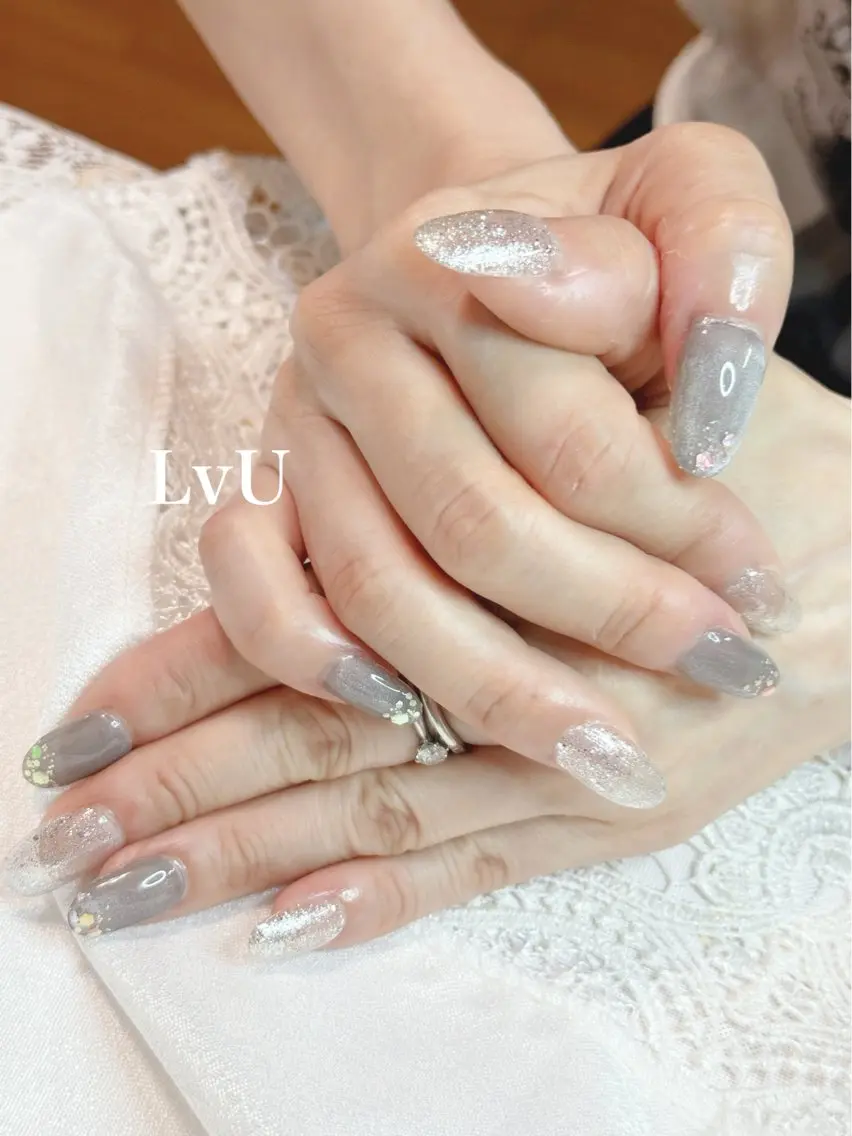 ネイル グラデーション ラメ(グリッター) ラメグラデーション LvU(ラブユー) Asayamaのネイルデザイン