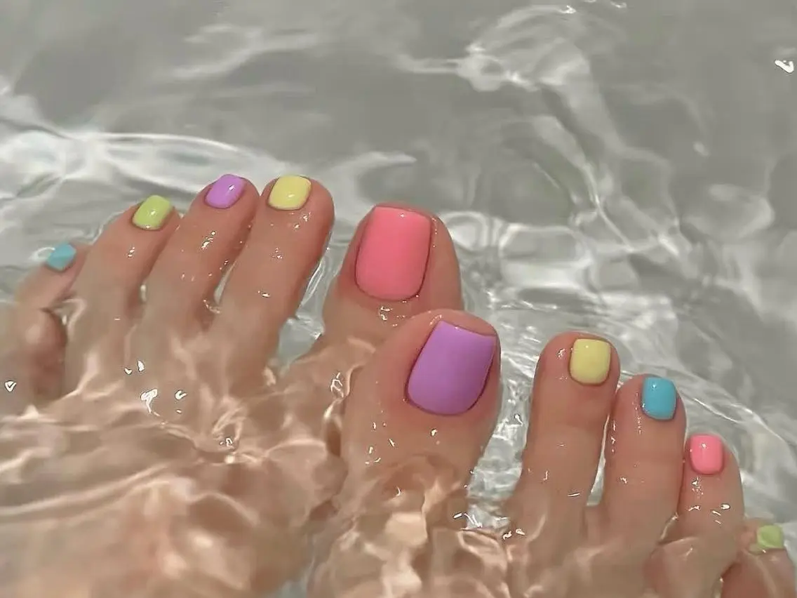 ネイル メンズ メンズ韓国風 アートネイル オーロラネイル チークネイル 長さ出し フットネイル NEW NAIL💞 Ka  Kaのネイルデザイン