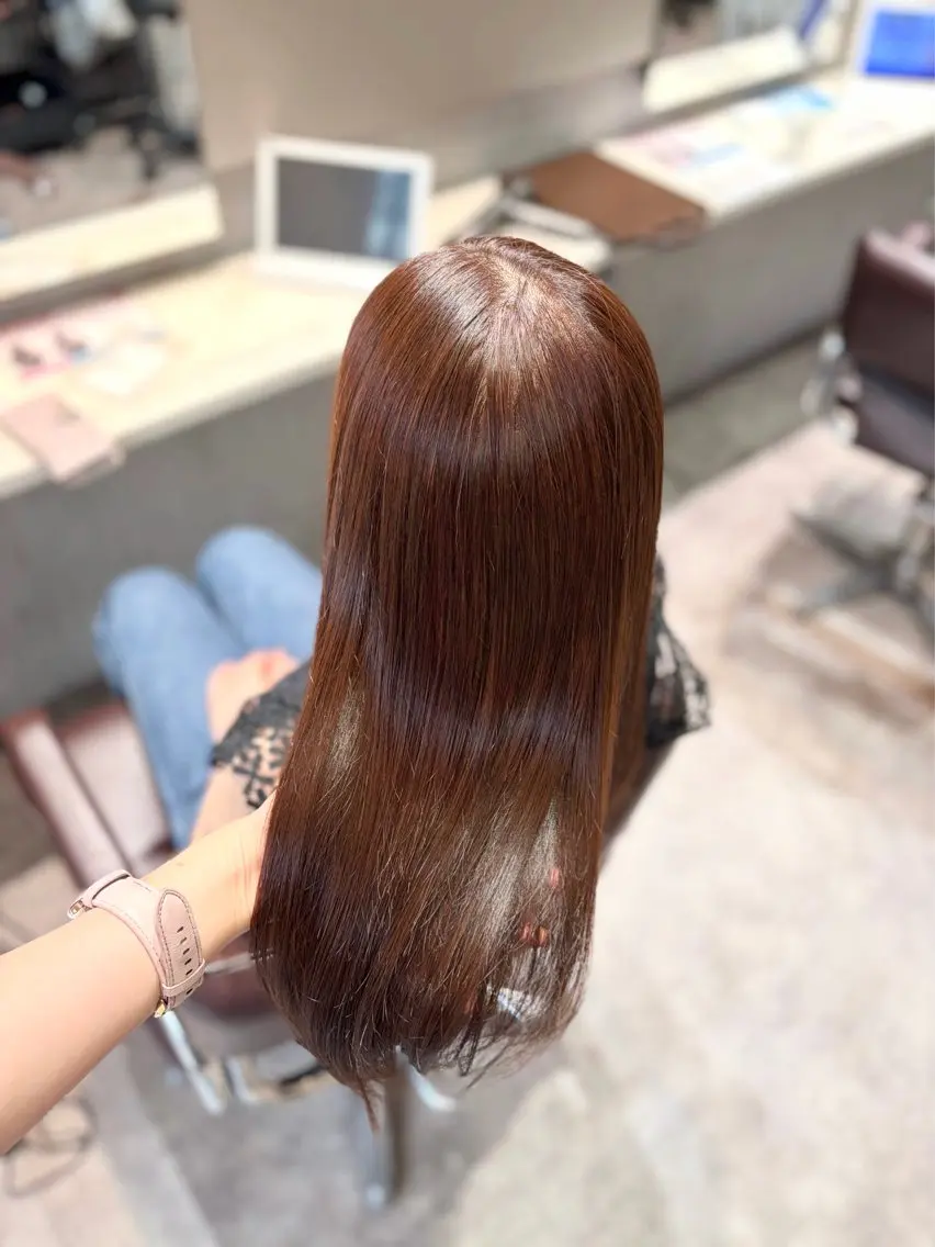カラー ヘアカラー 楠原 彩加のヘアスタイル