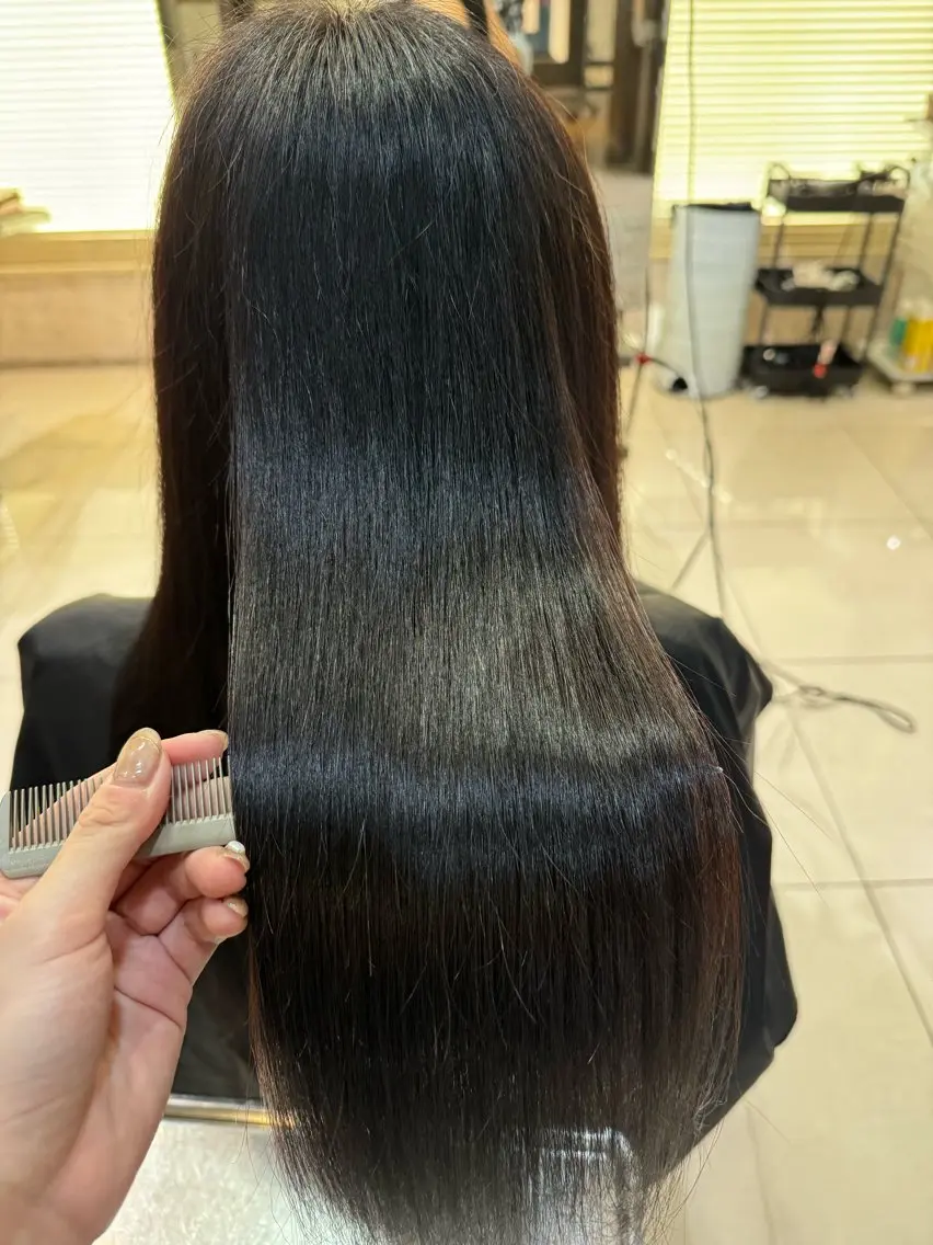 セミロング カラー ヘアカラー トリートメント 透明感カラー& メンズアイブロウ専門のヘアスタイル