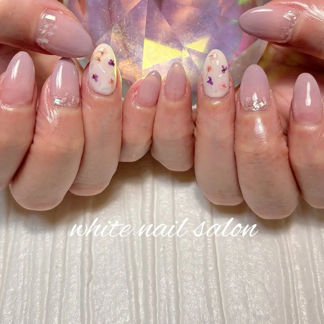 ネイル フットネイル ラメ(グリッター) ハンドネイル white nail salonのネイルデザイン