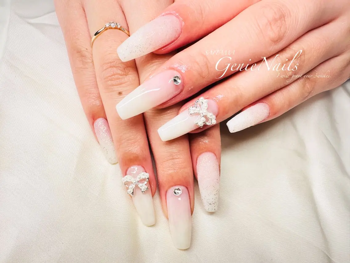 ネイル アートネイル 長さ出し ロングネイル 持ち込み 春ネイル Genie Nailsのネイルデザイン