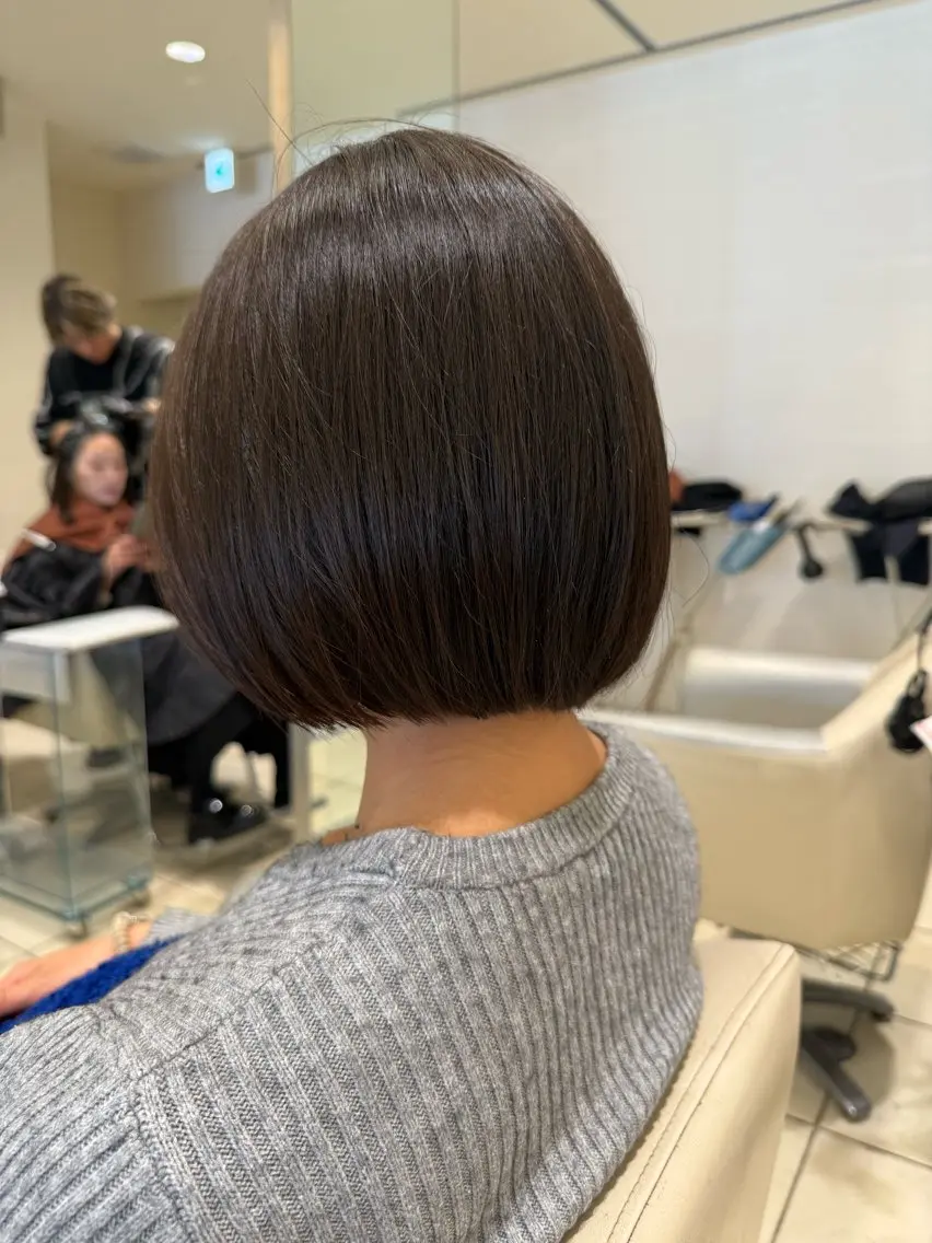 ショート カット 松下仁美 /ボブ顔周りレイヤーのヘアスタイル